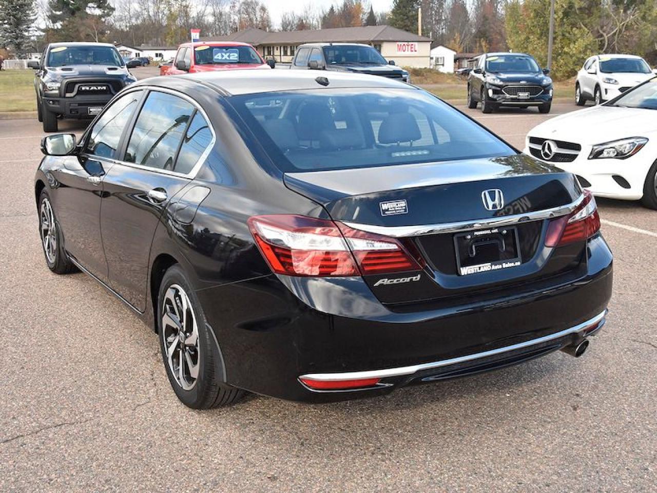 2016 Honda Accord EX-L - Photo #4