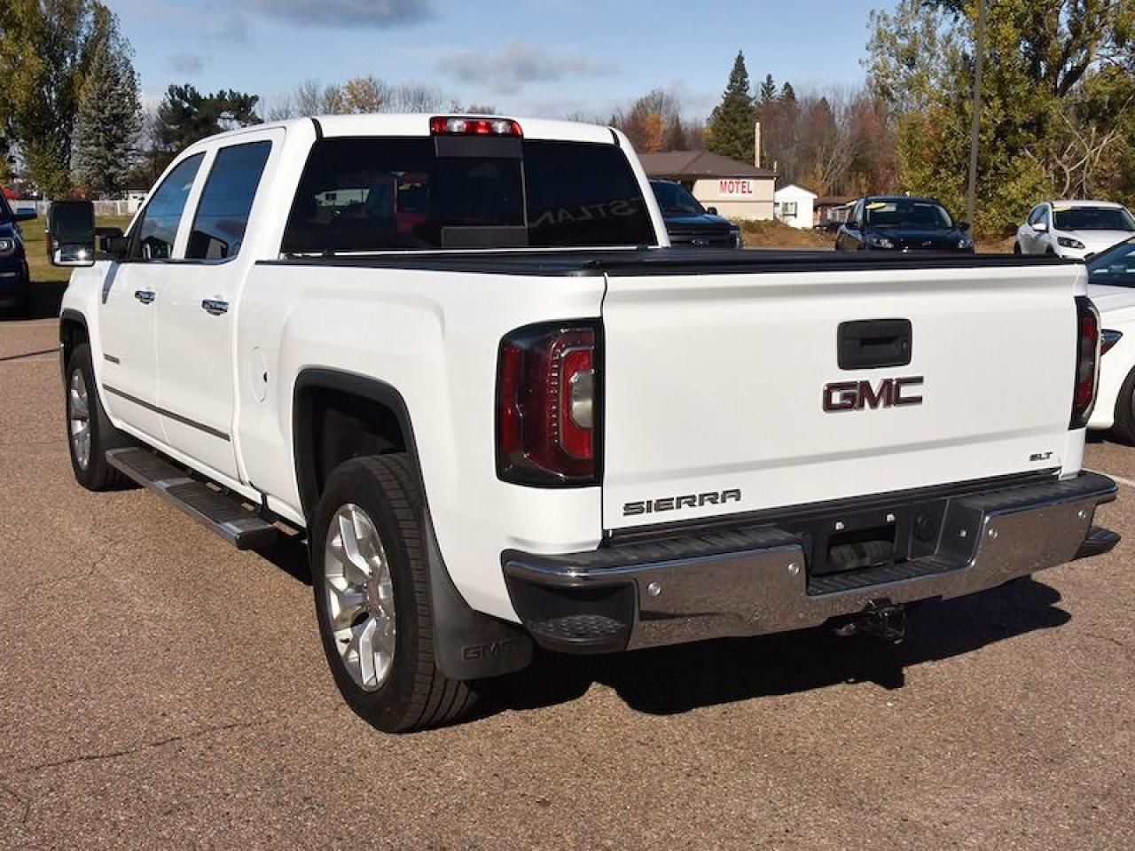 2018 GMC Sierra 1500 SLT - Photo #4