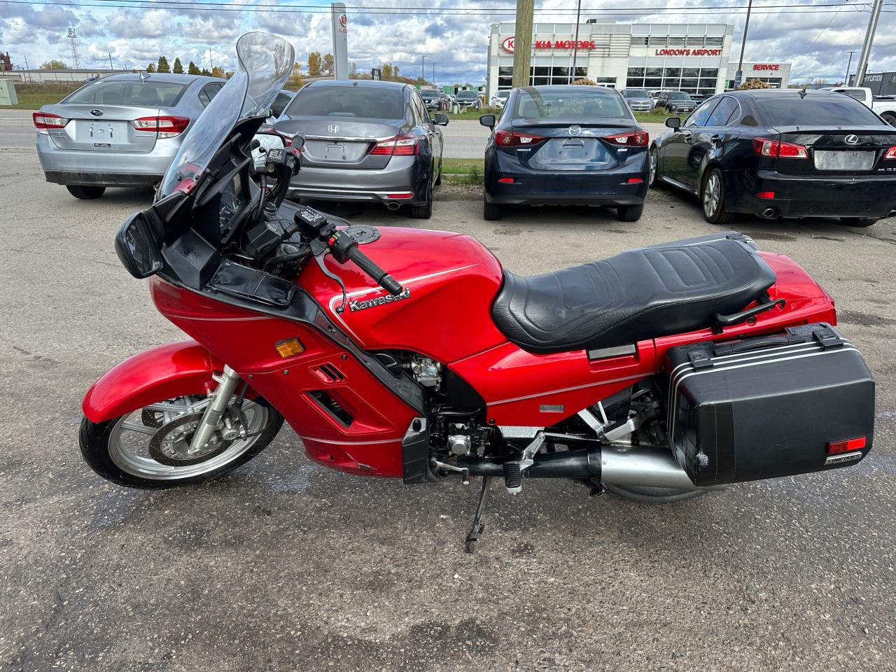 1988 Kawasaki Concours 1000 SPORT TOURING, NEWER TIRES, GREAT SHAPE, AS IS - Photo #2