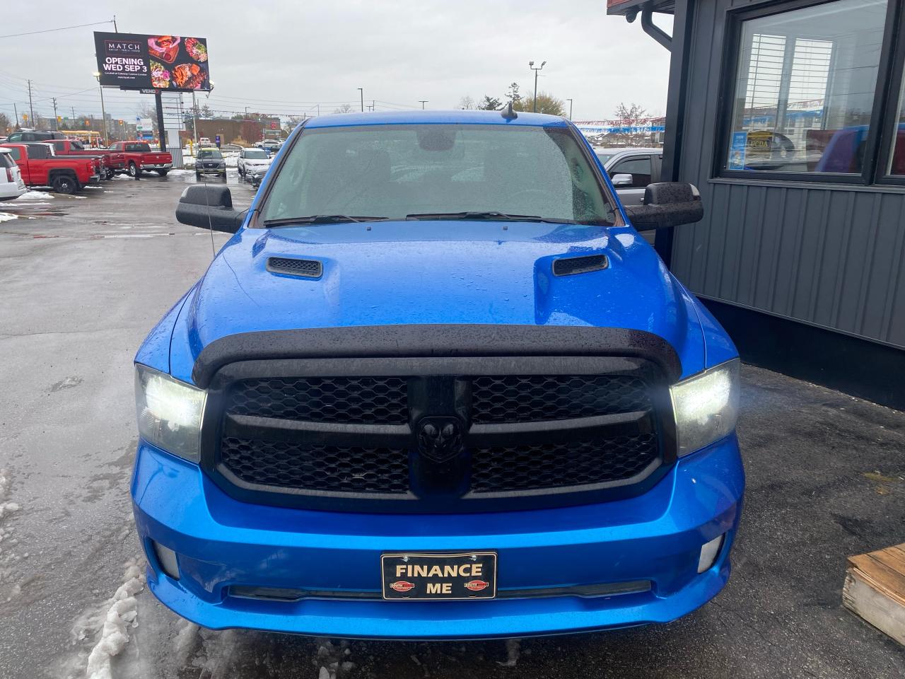 2021 RAM 1500 Classic EXPRESS 4X4 CREW CAB 5'7" BOX Photo