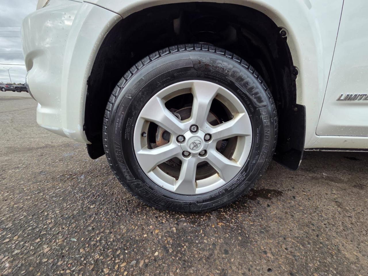 2011 Toyota RAV4 LIMITED, AWD, 4 CYL, AUTO, RELIABLE, CERTIFIED - Photo #9