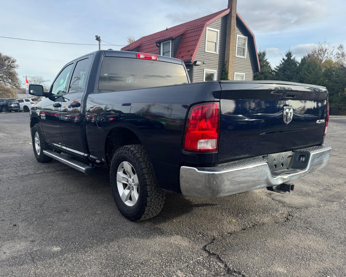 2014 RAM 1500 4x4 3.6L V6 Photo