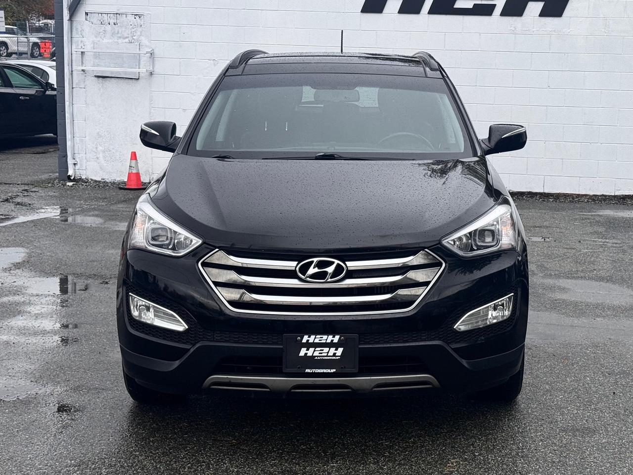 2015 Hyundai Santa Fe Sport SE FINANCING AVAILABLE Photo2