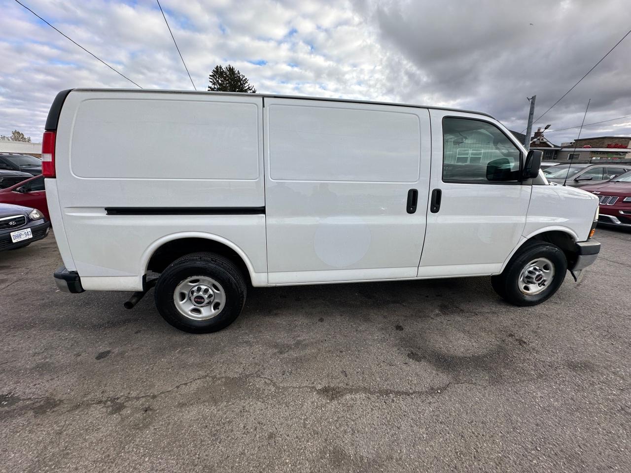 2020 GMC Savana Cargo Van 2500, V6, ONLY 65KMS, CERTIFIED - Photo #6
