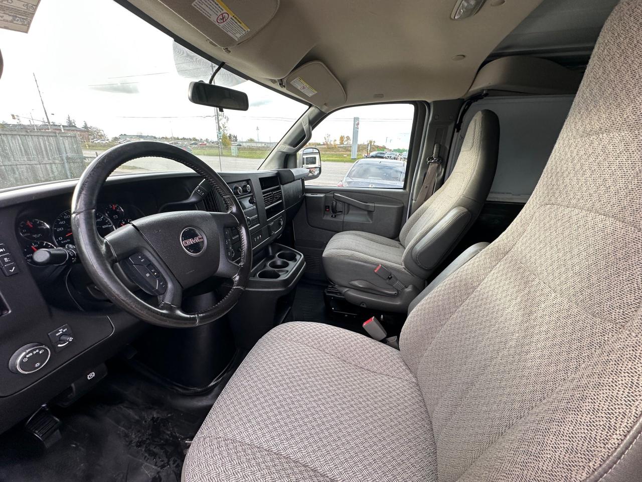 2020 GMC Savana Cargo Van 2500, V6, ONLY 65KMS, CERTIFIED - Photo #11