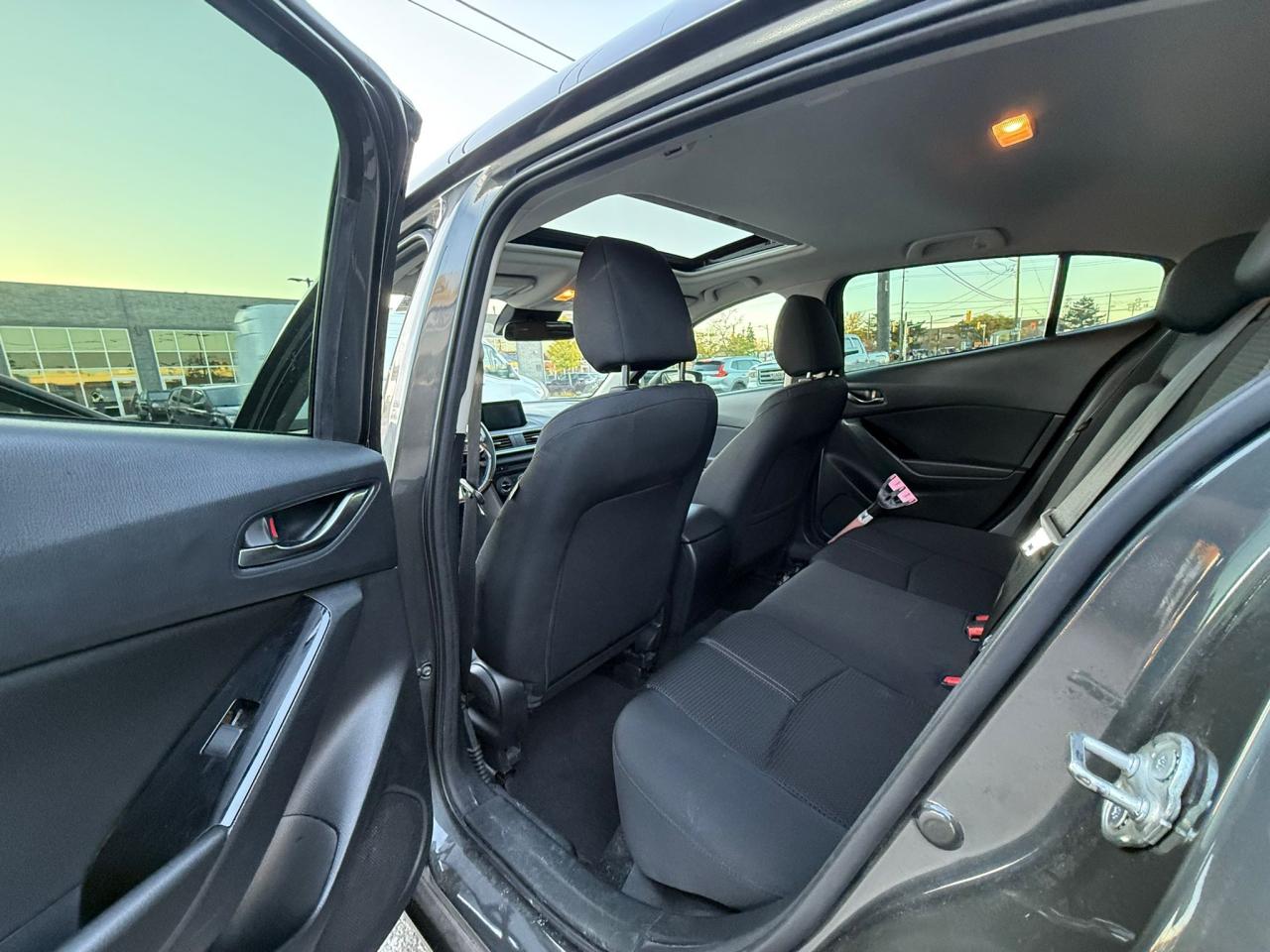 2018 Mazda MAZDA3 GS AUTO - Photo #18