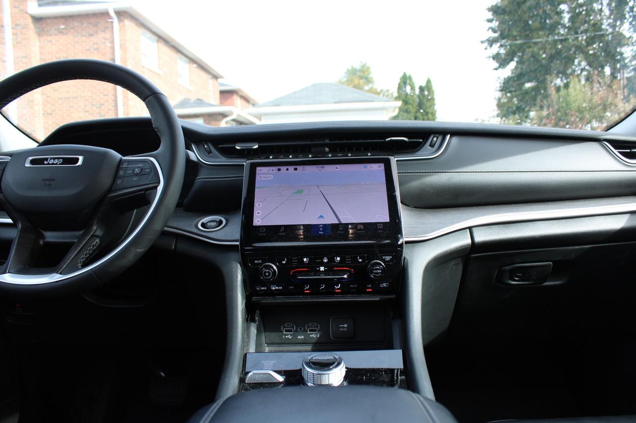 2023 Jeep Grand Cherokee L Limited 4x4 - Photo #6
