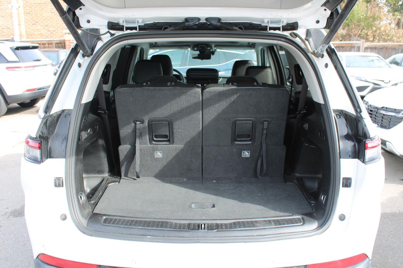 2023 Jeep Grand Cherokee L Limited 4x4 - Photo #7
