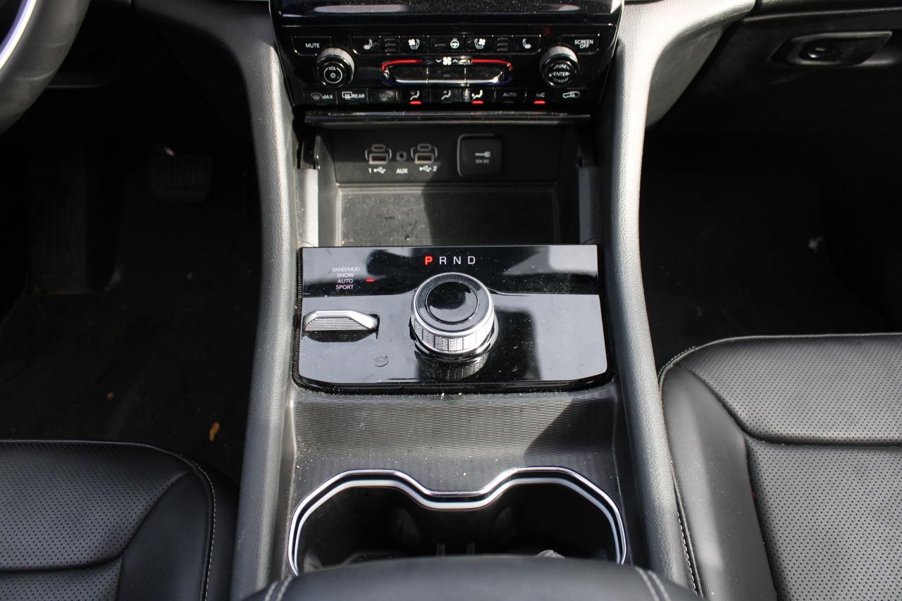 2023 Jeep Grand Cherokee L Limited 4x4 - Photo #15