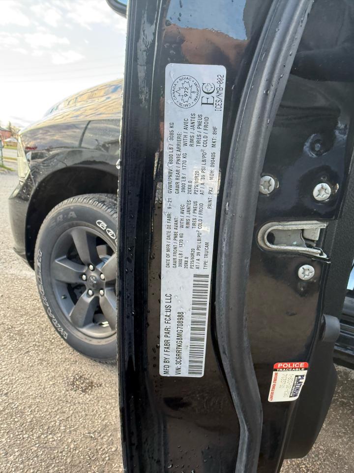 2021 RAM 1500 Classic Express, 4X4, V6, ONLY 46KMS, CERTIFIED - Photo #14