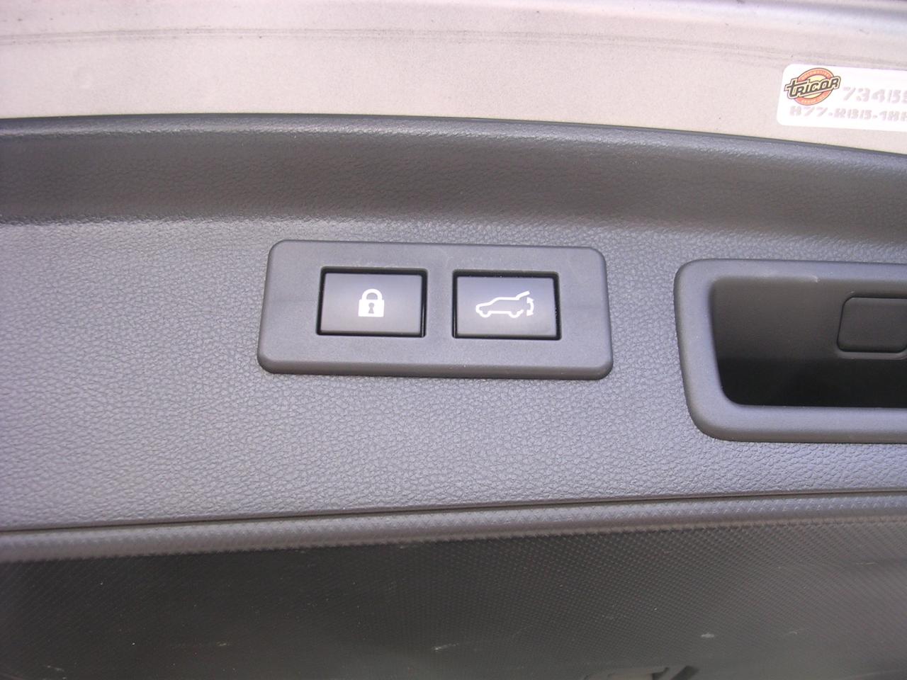 2022 Subaru Forester Touring CVT - Photo #10