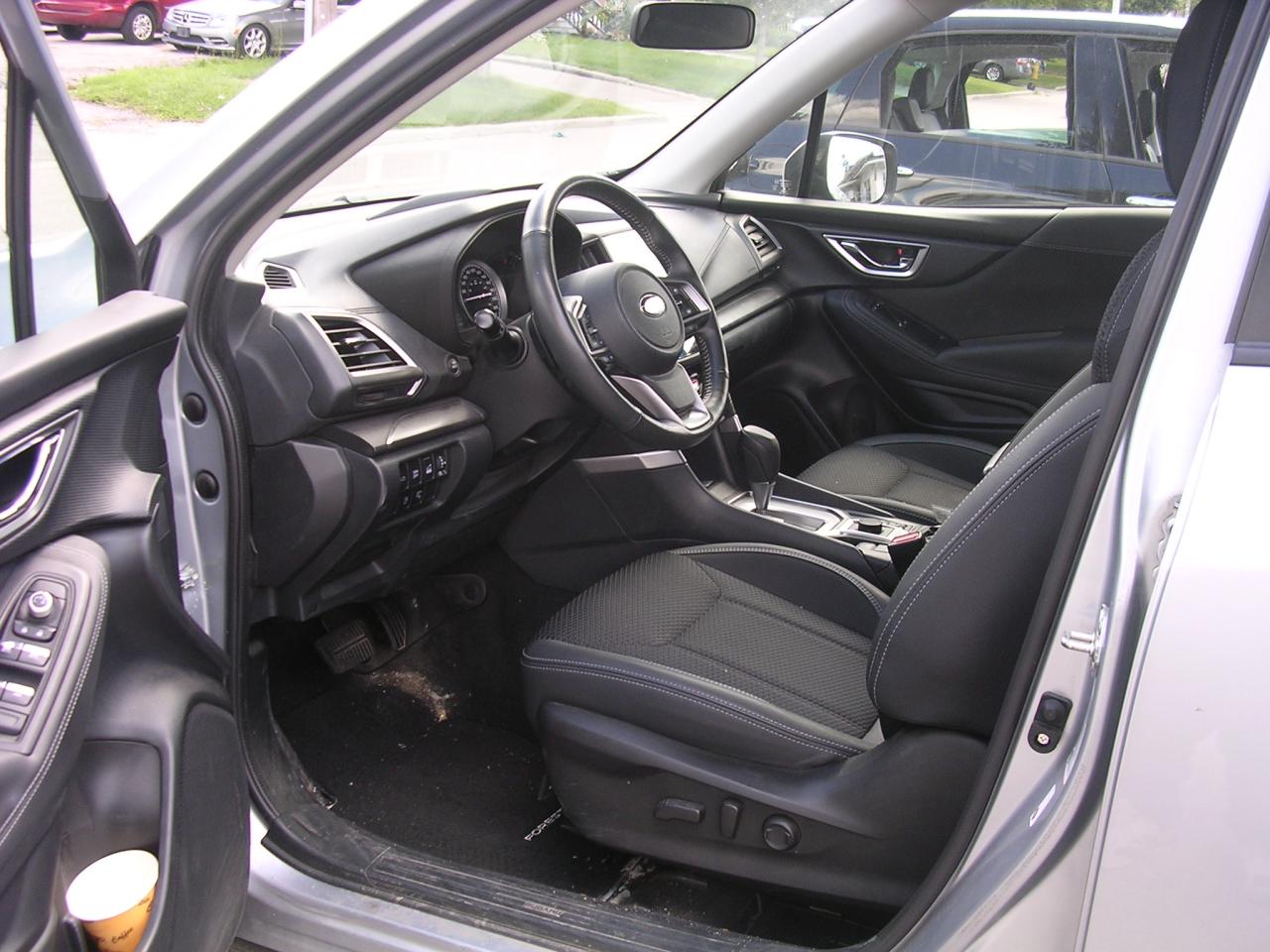 2022 Subaru Forester Touring CVT - Photo #5