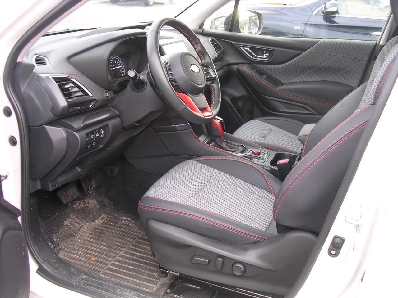 2022 Subaru Forester Sport CVT - Photo #6