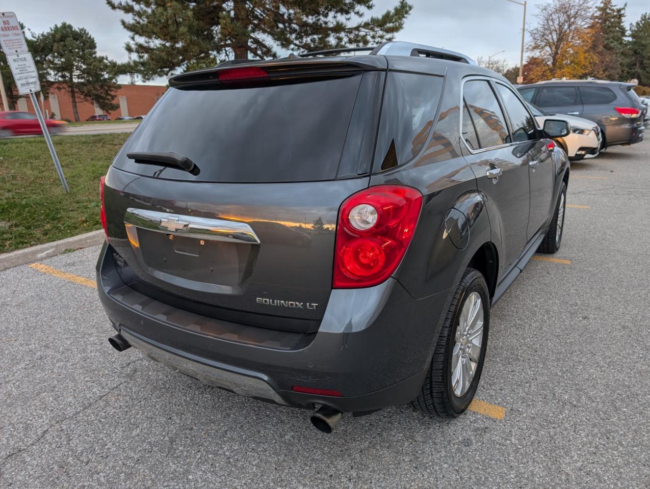 2010 Chevrolet Equinox AWD 4dr 1LT Photo