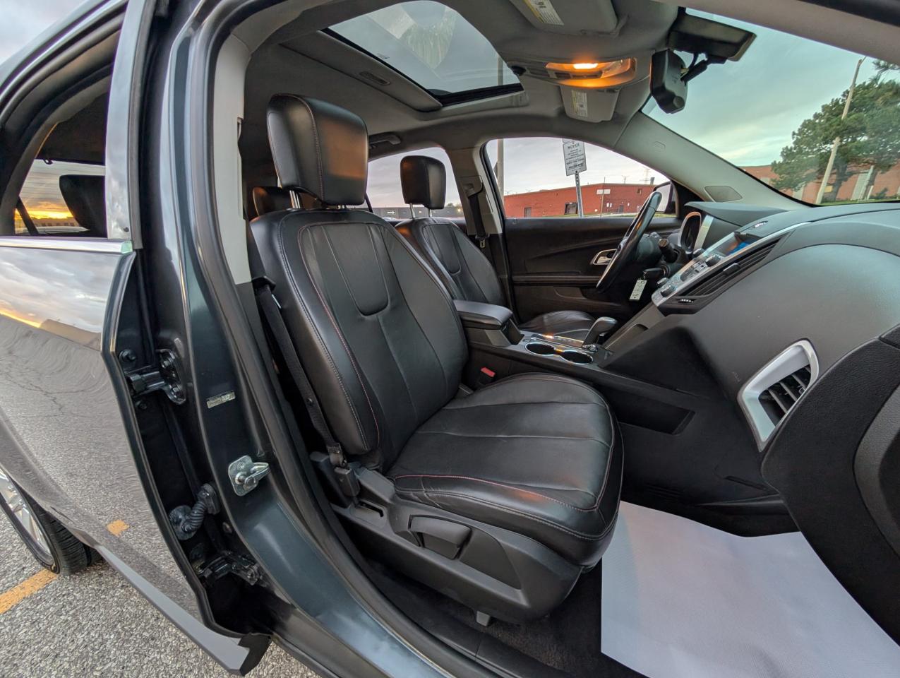 2010 Chevrolet Equinox AWD 4dr 1LT Photo