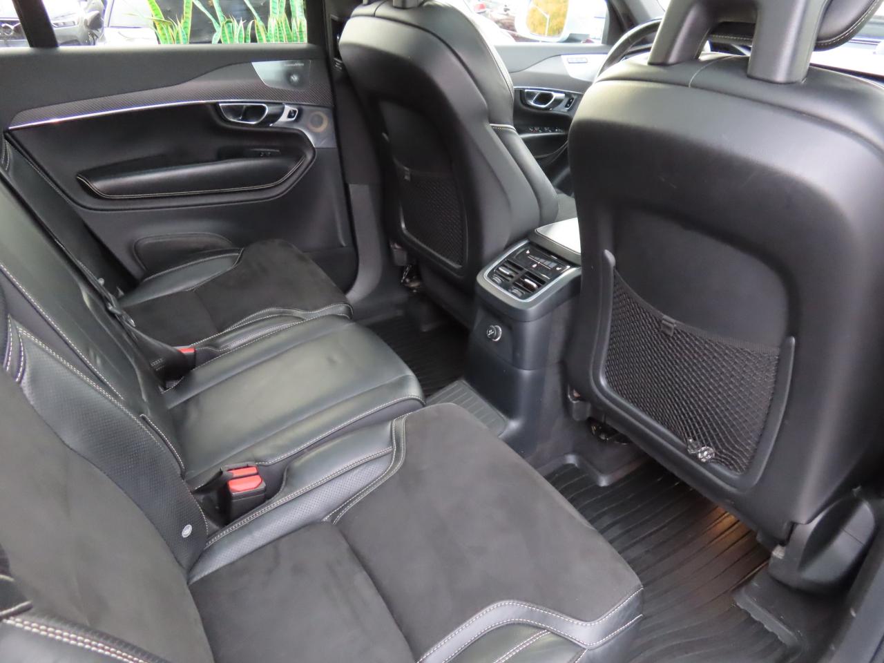 2018 Volvo XC90 T8 eAWD Plug-In Hybrid R-DESIGN - Navigation !!! Photo