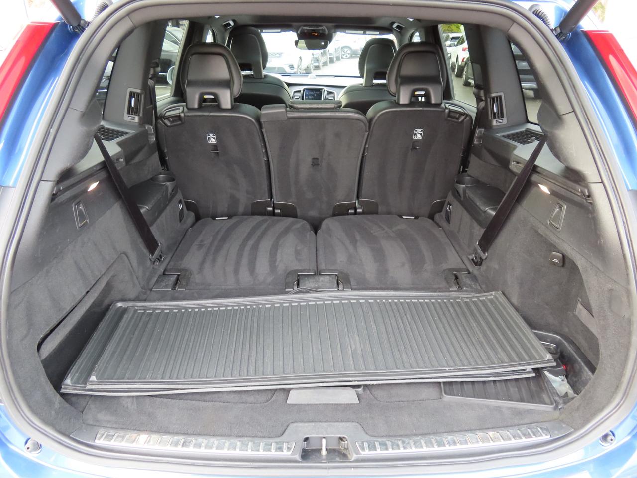 2018 Volvo XC90 T8 eAWD Plug-In Hybrid R-DESIGN - Navigation !!! Photo