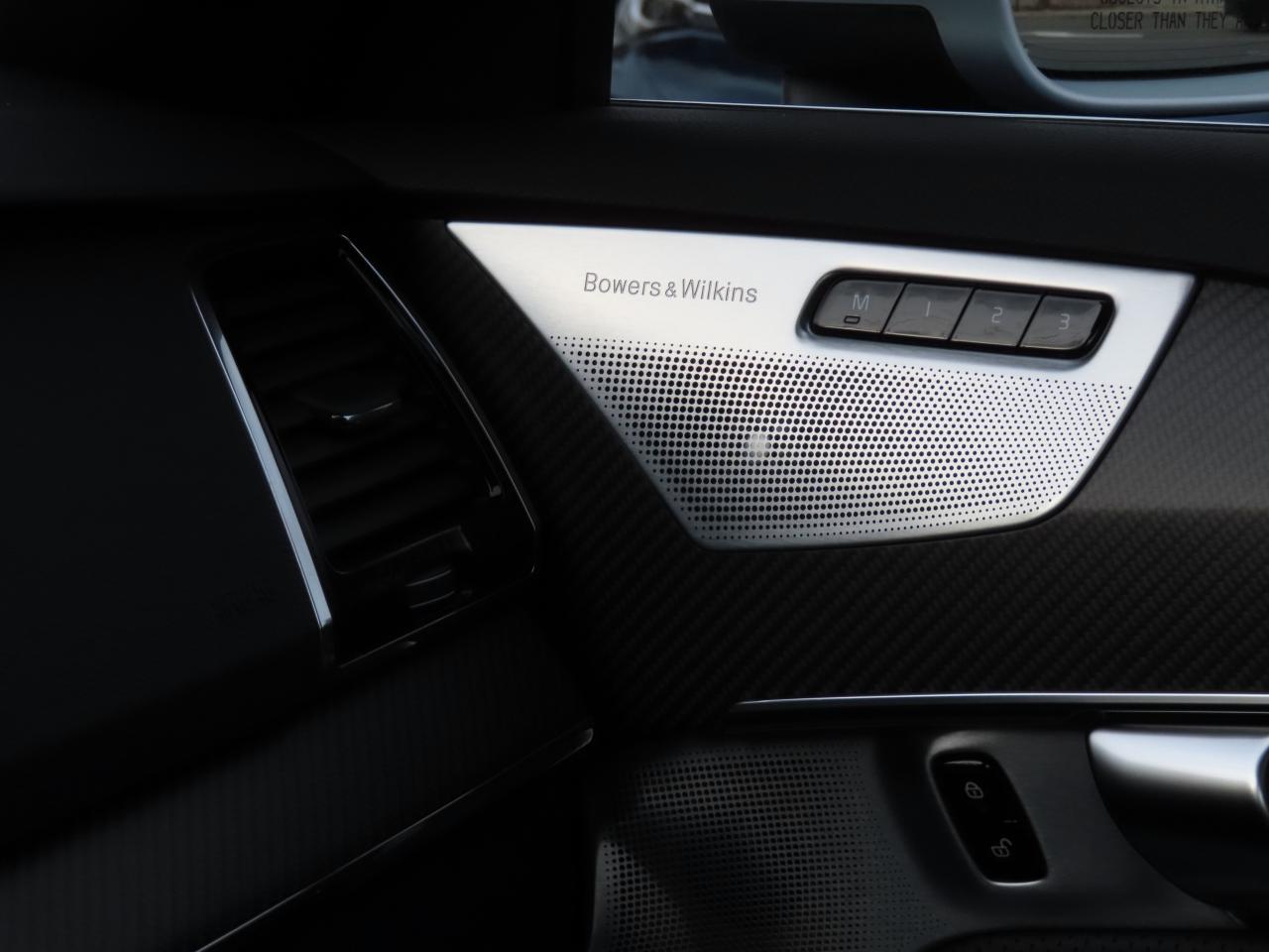 2018 Volvo XC90 T8 eAWD Plug-In Hybrid R-DESIGN - Navigation !!! Photo