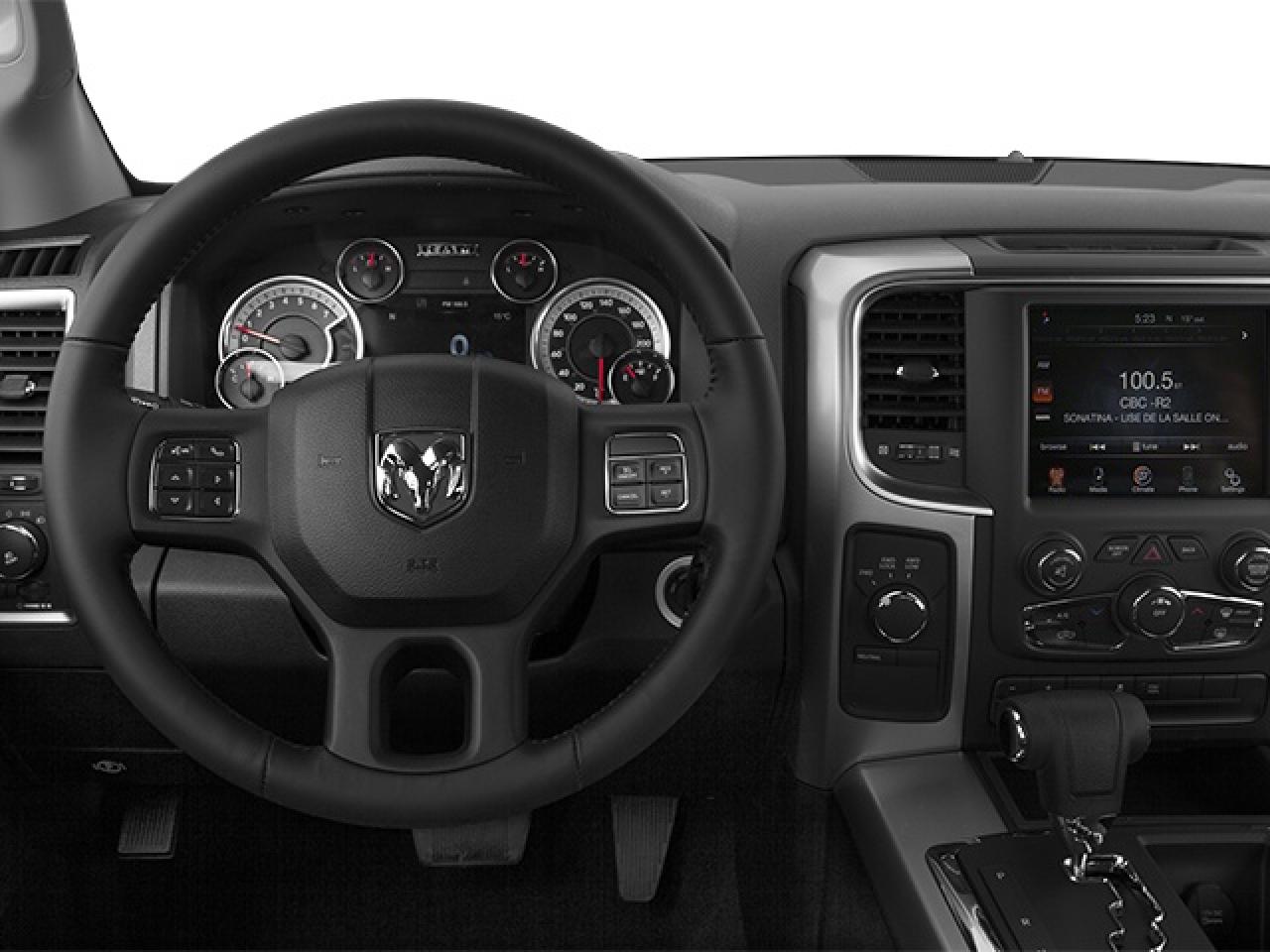 2014 RAM 1500 ST Photo3