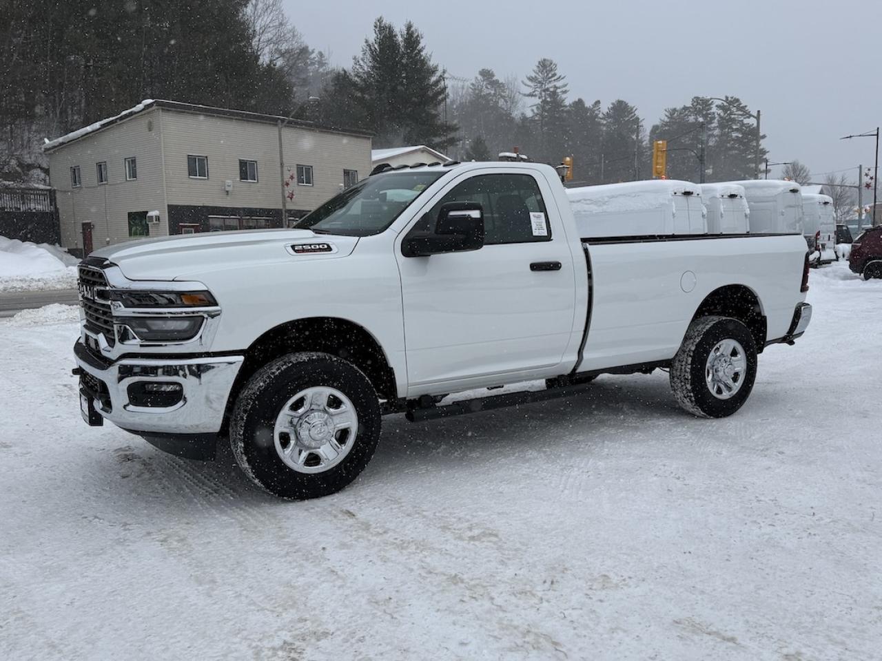 2026 RAM 2500 Tradesman 4x4 Photo2