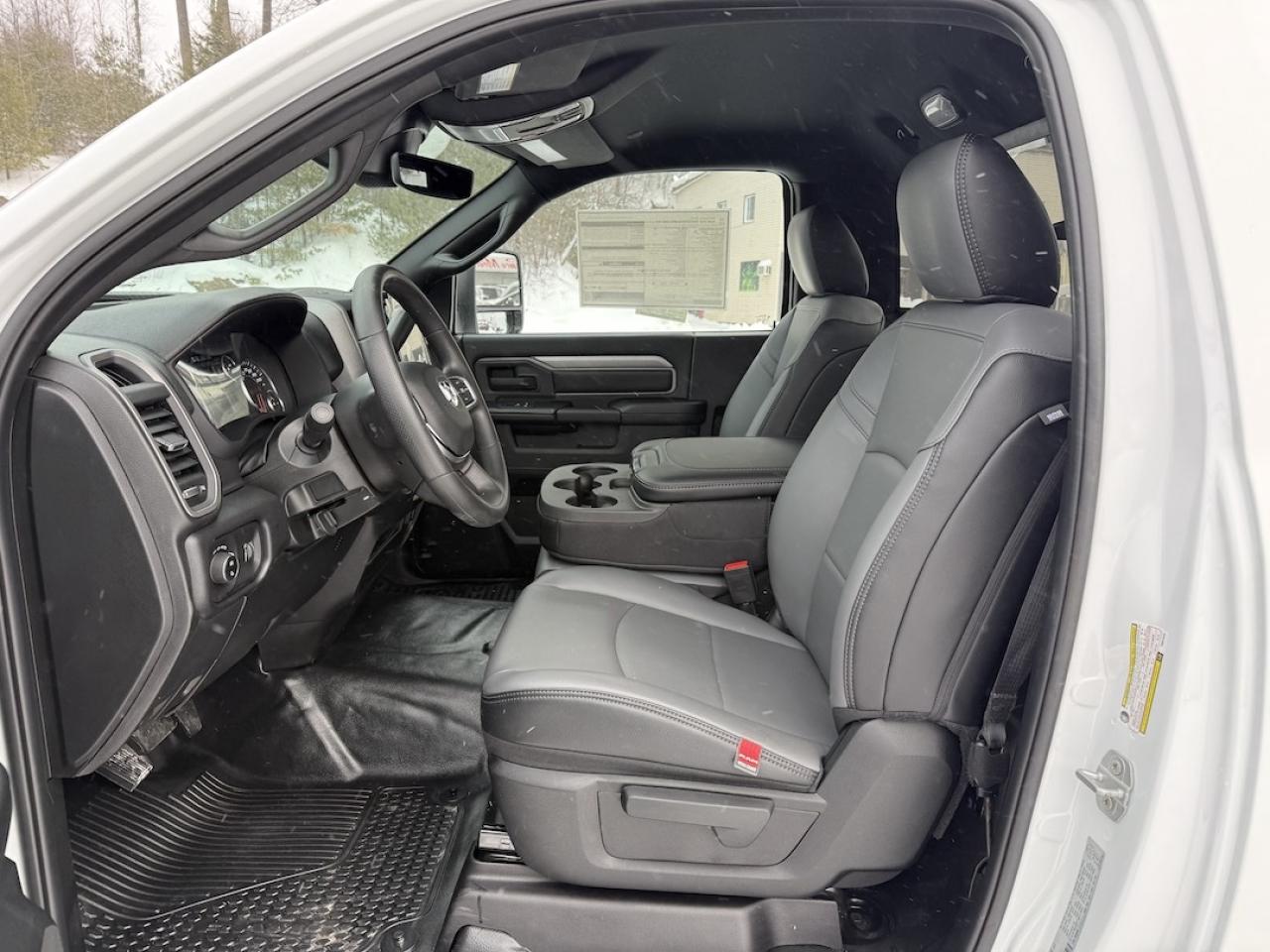 2026 RAM 2500 Tradesman 4x4 Photo