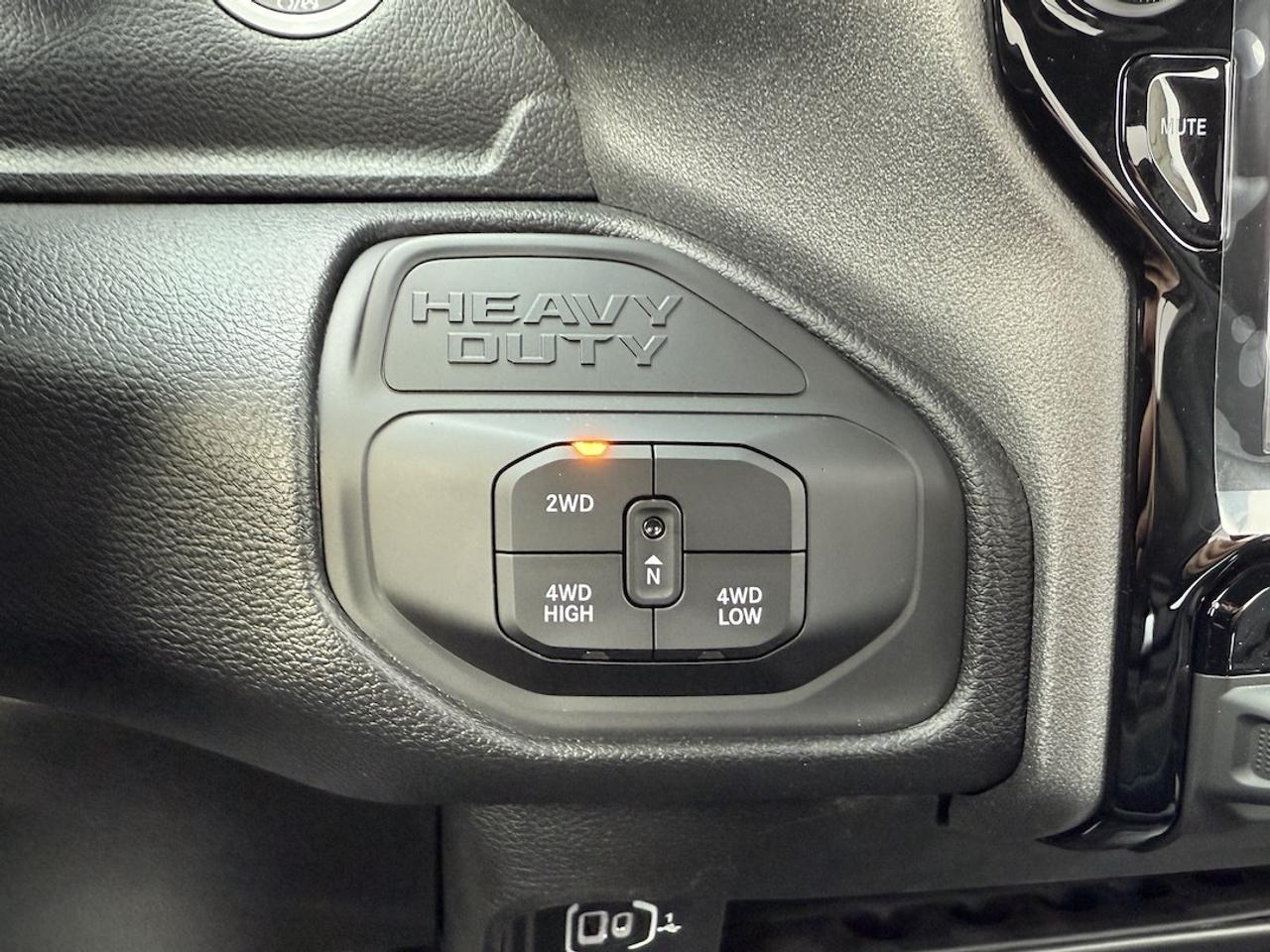 2026 RAM 2500 Tradesman 4x4 Photo