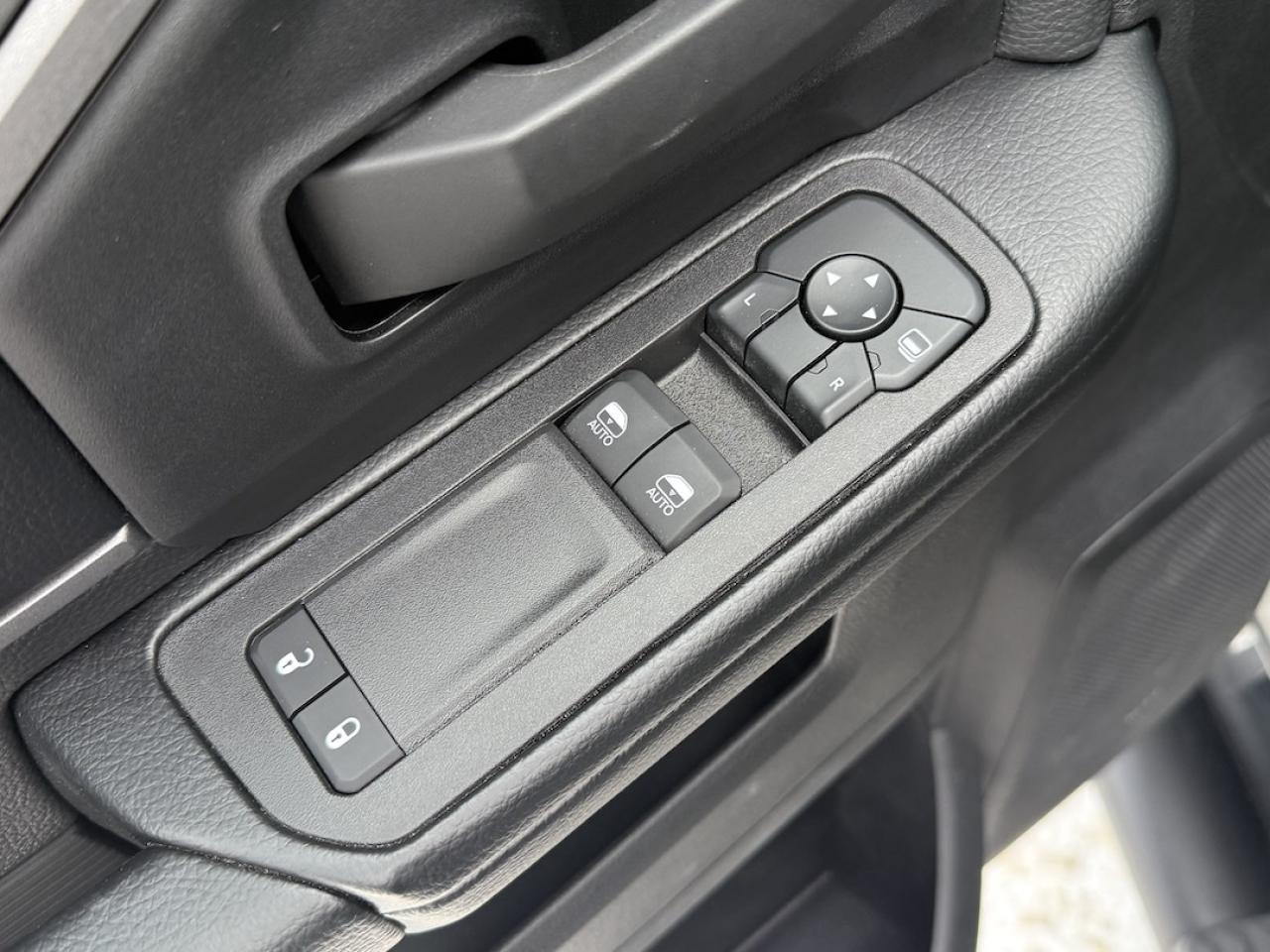 2026 RAM 2500 Tradesman 4x4 Photo