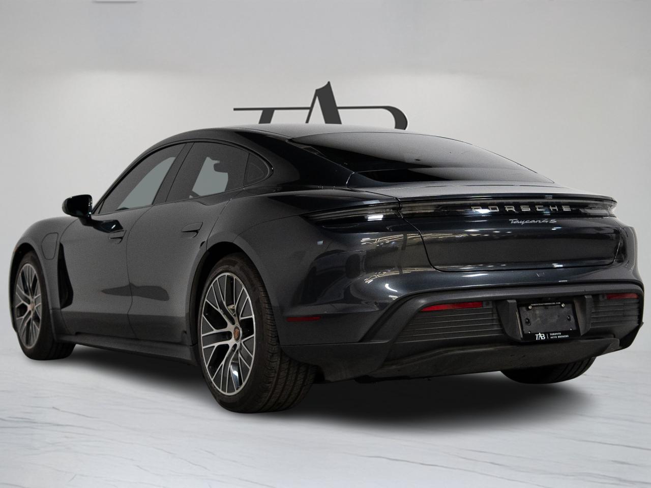 2020 Porsche Taycan 4S | PERFORMANCE PLUS BATTERY  | 21 IN WHEELS Photo4