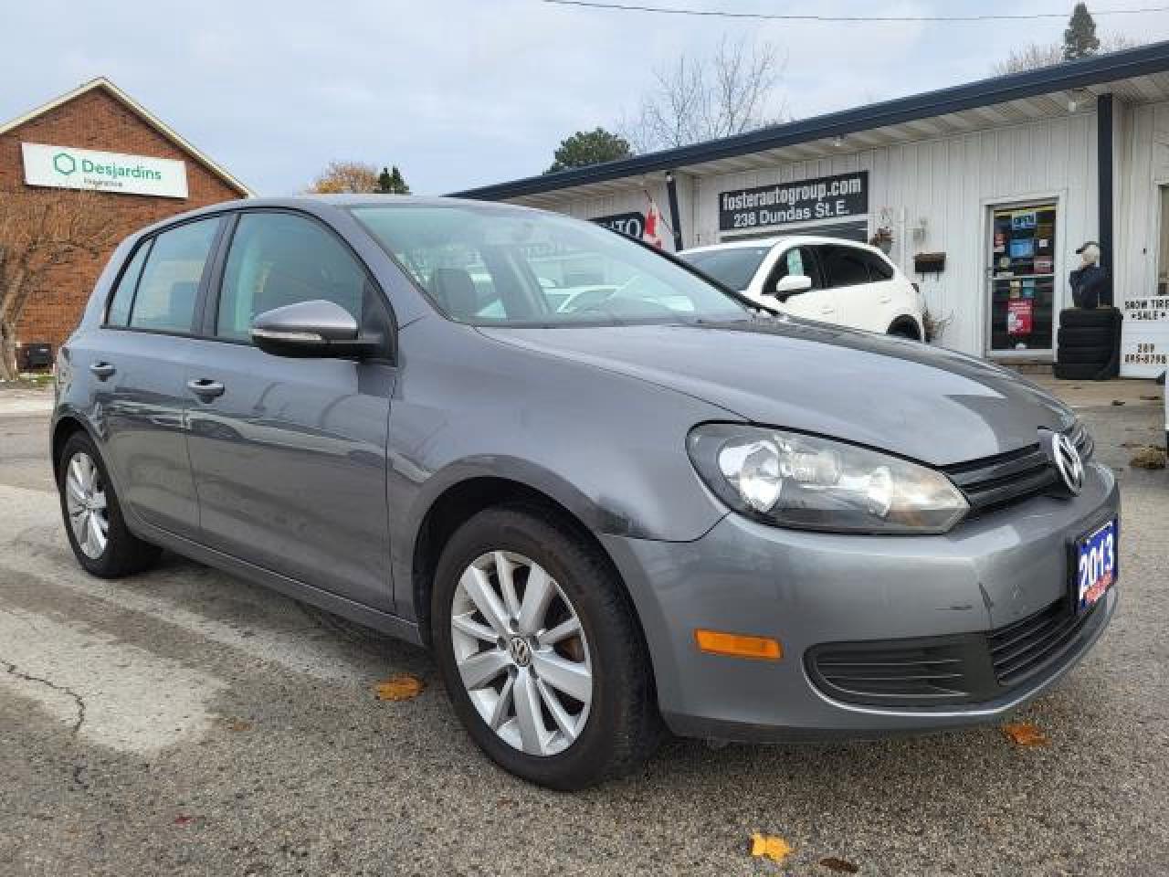 Used 2013 Volkswagen Golf TRENDLINE for sale in Waterdown, ON