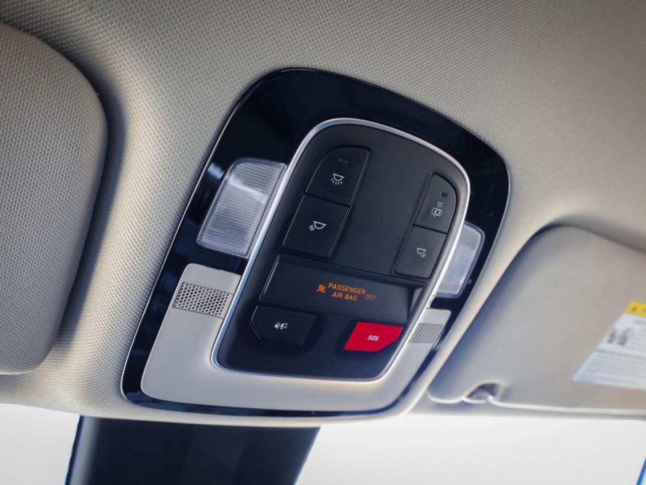 2023 Hyundai Santa Fe Preferred AWD  - Heated Seats - $174 B/W Photo