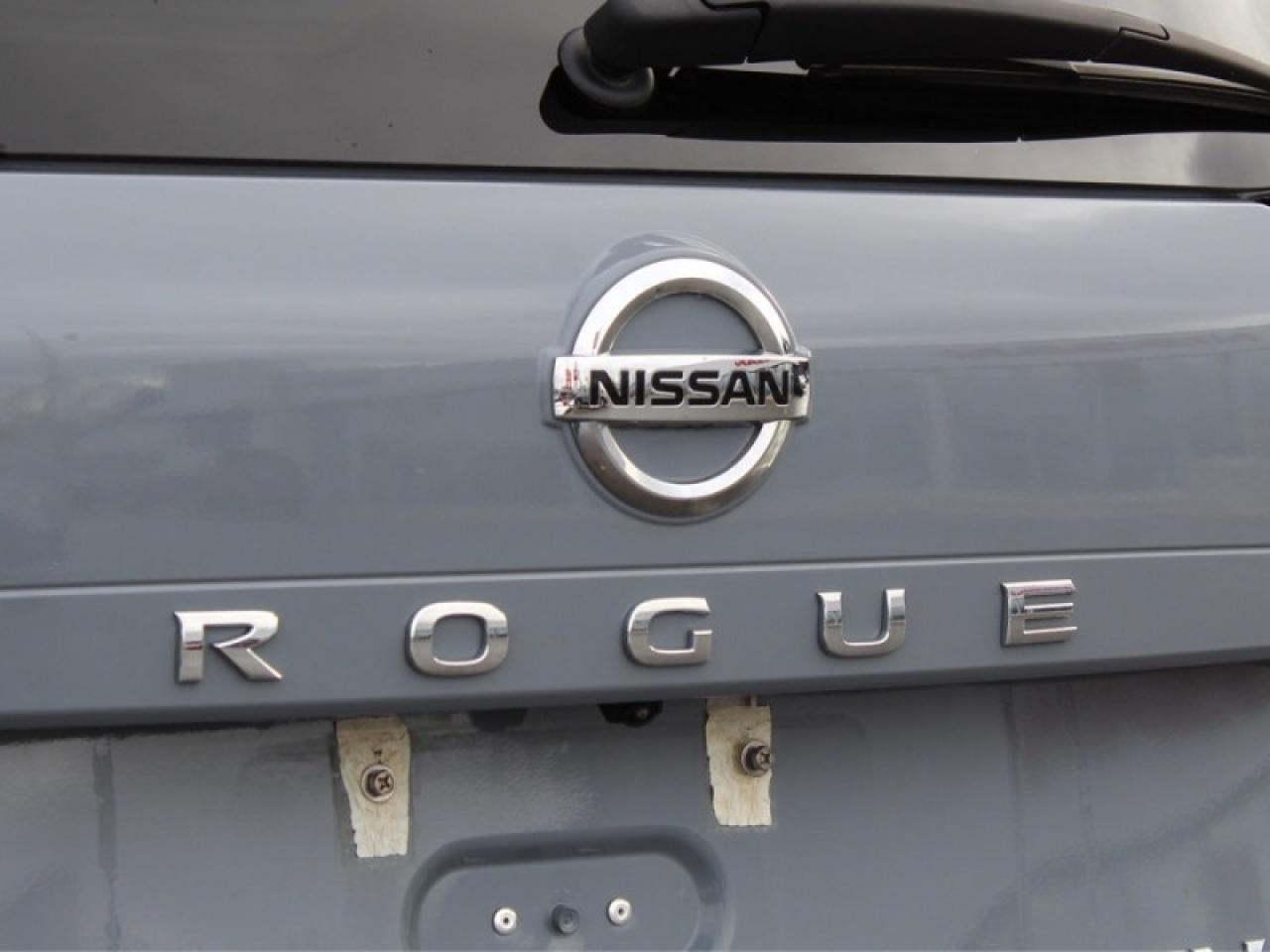 2021 Nissan Rogue SV  - Sunroof -  Heated Seats Photo
