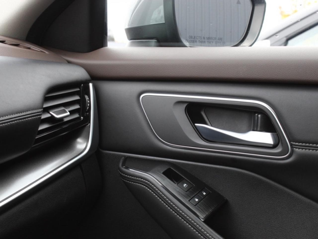 2021 Nissan Rogue SV  - Sunroof -  Heated Seats Photo