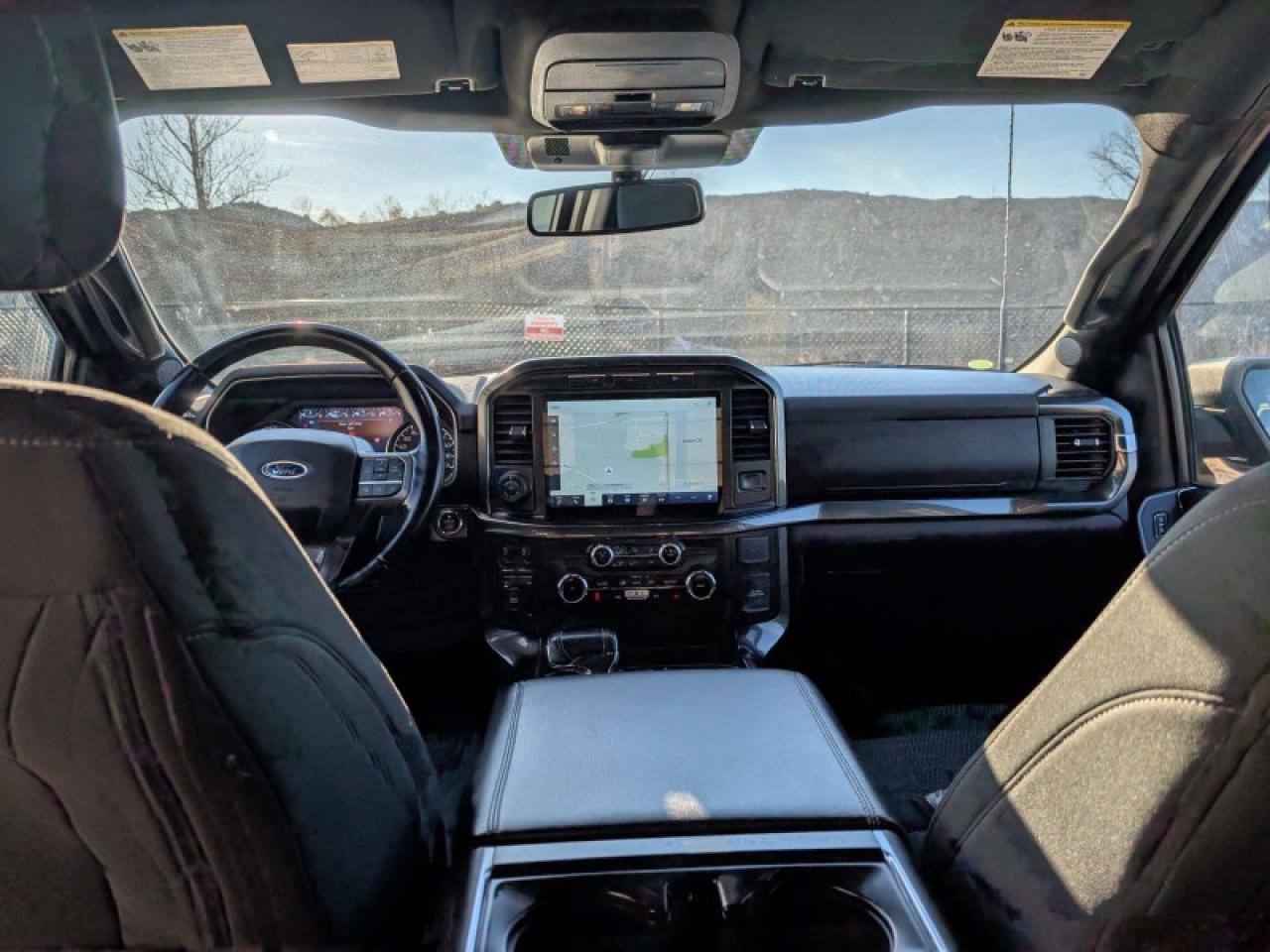 2022 Ford F-150 XLT  **XLT SPORT PKG - 5.0L V8 ENGINE** Photo