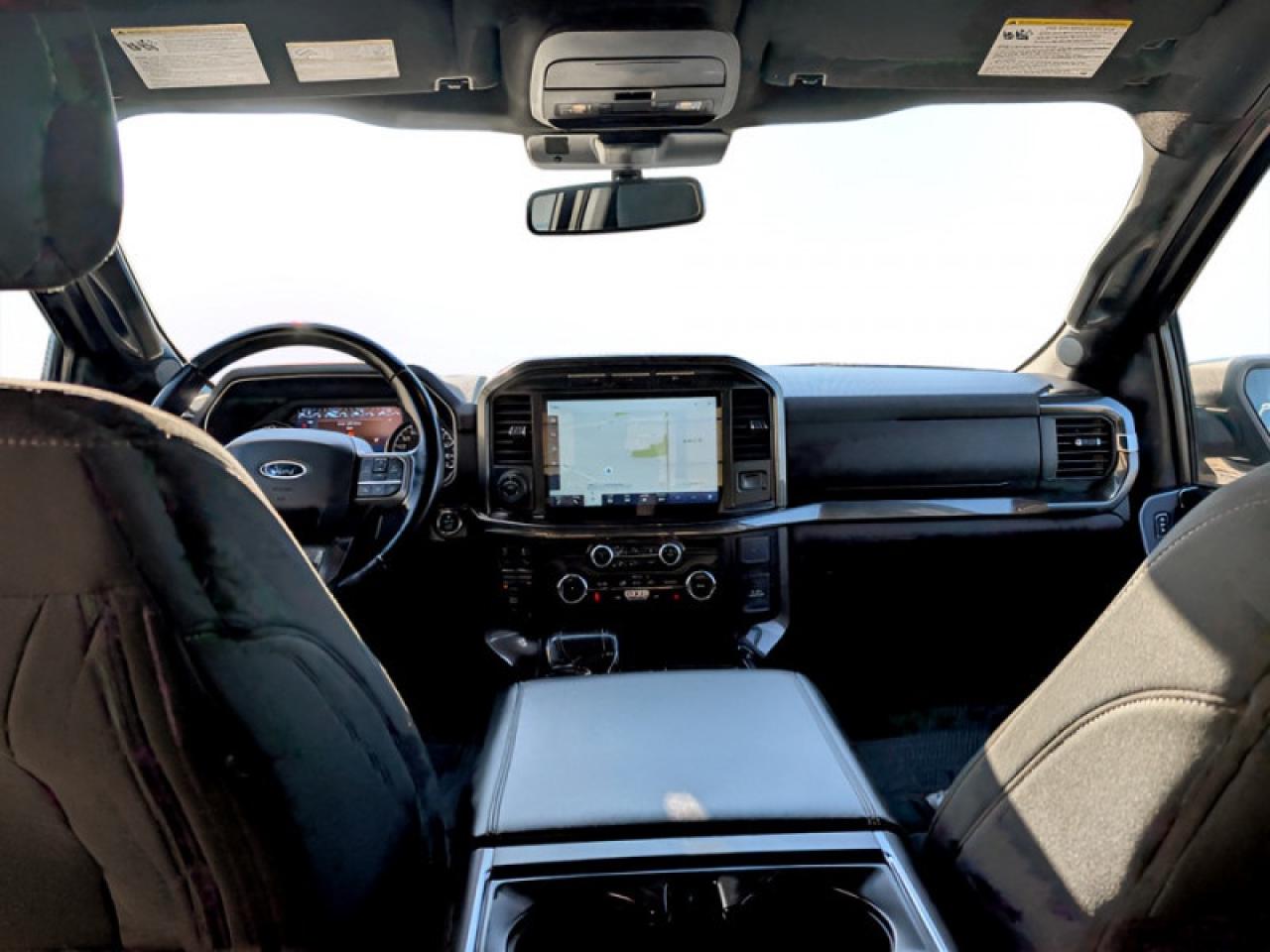 2022 Ford F-150 XLT  **XLT SPORT PKG - 5.0L V8 ENGINE** Photo