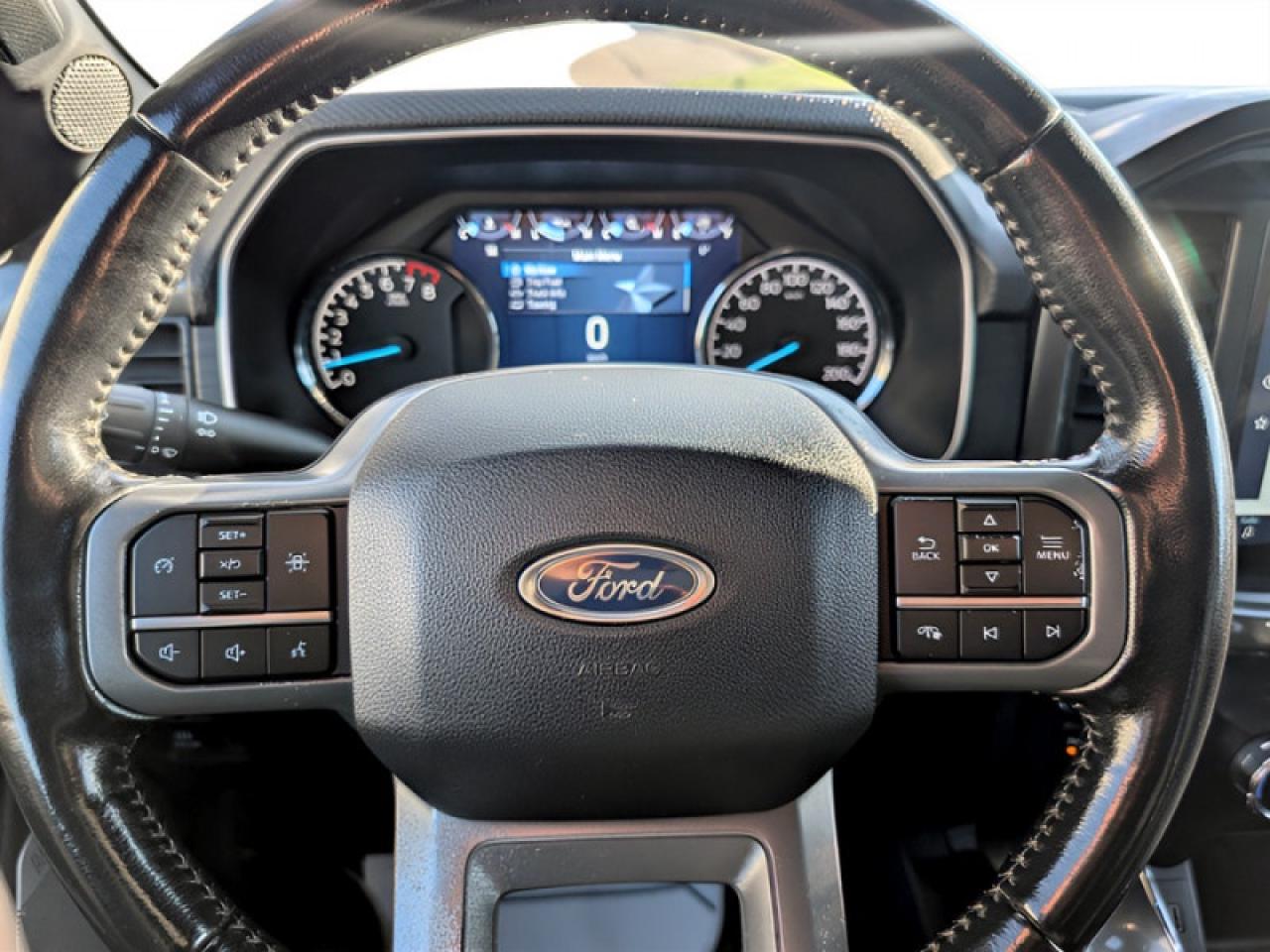 2022 Ford F-150 XLT  **XLT SPORT PKG - 5.0L V8 ENGINE** Photo