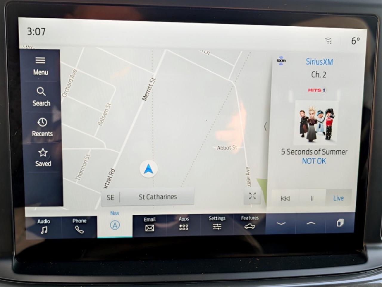 2022 Ford F-150 XLT  **XLT SPORT PKG - 5.0L V8 ENGINE** Photo