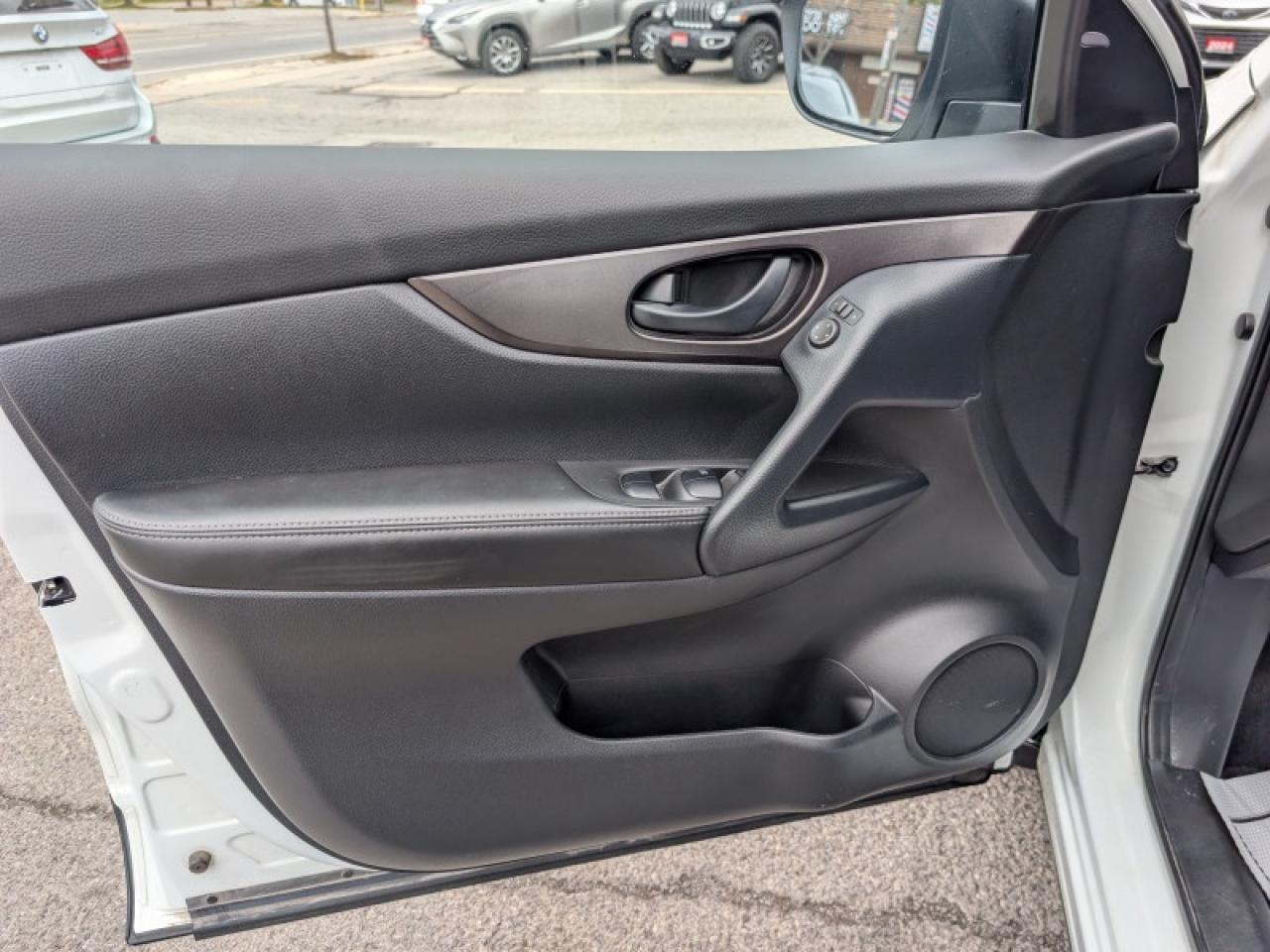 2023 Nissan Qashqai S  **ULTRA LOW KMS - 1 OWNER** Photo