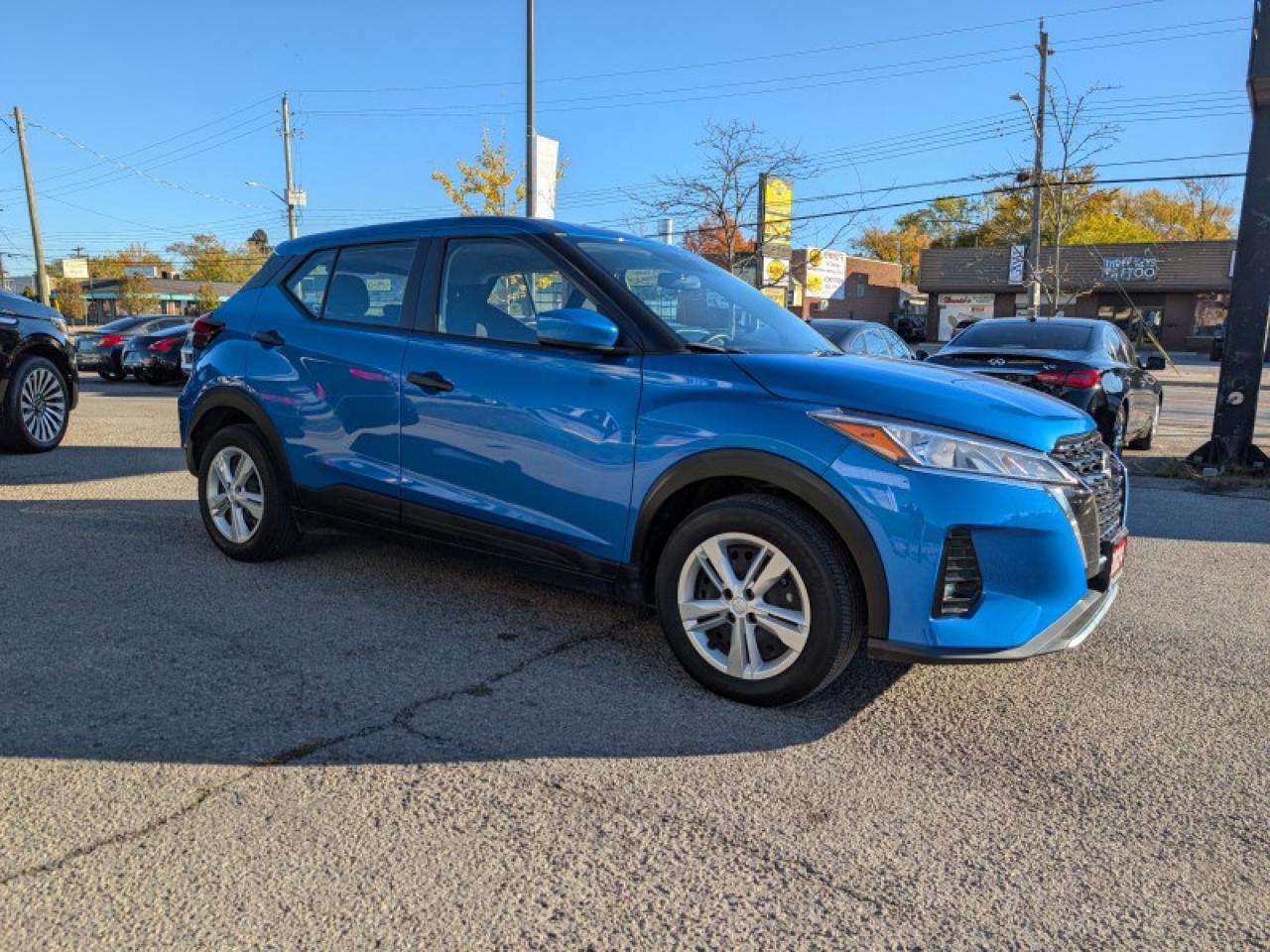 2024 Nissan Kicks S  **BLIND SPOT - APPLE CP** Photo