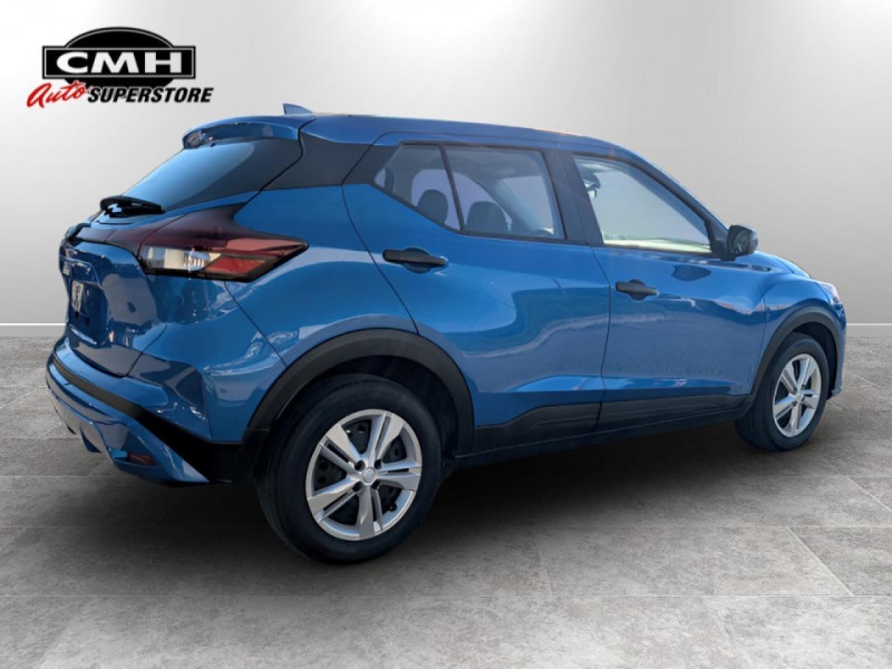 2024 Nissan Kicks S  **BLIND SPOT - APPLE CP** Photo4