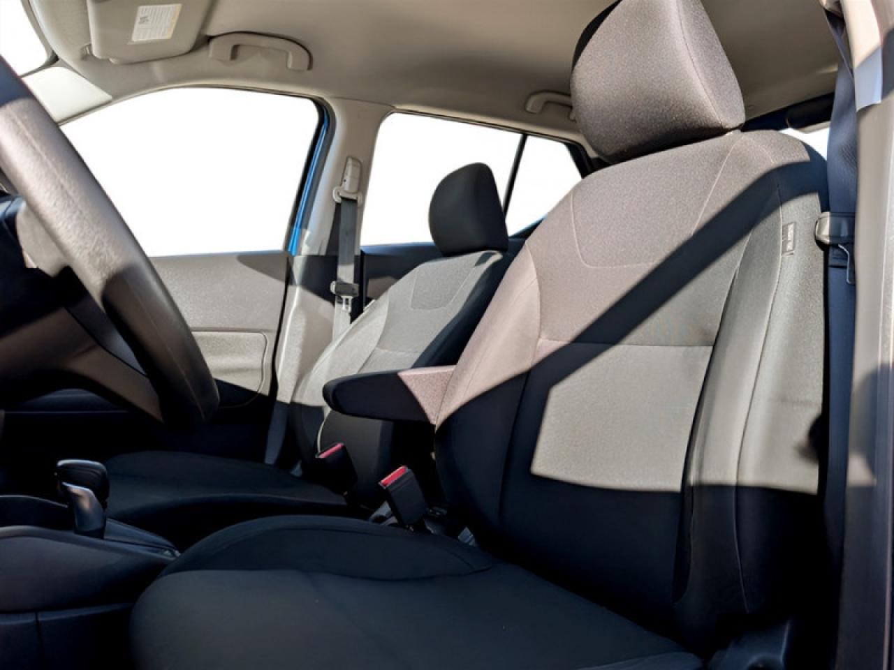 2024 Nissan Kicks S  **BLIND SPOT - APPLE CP** Photo