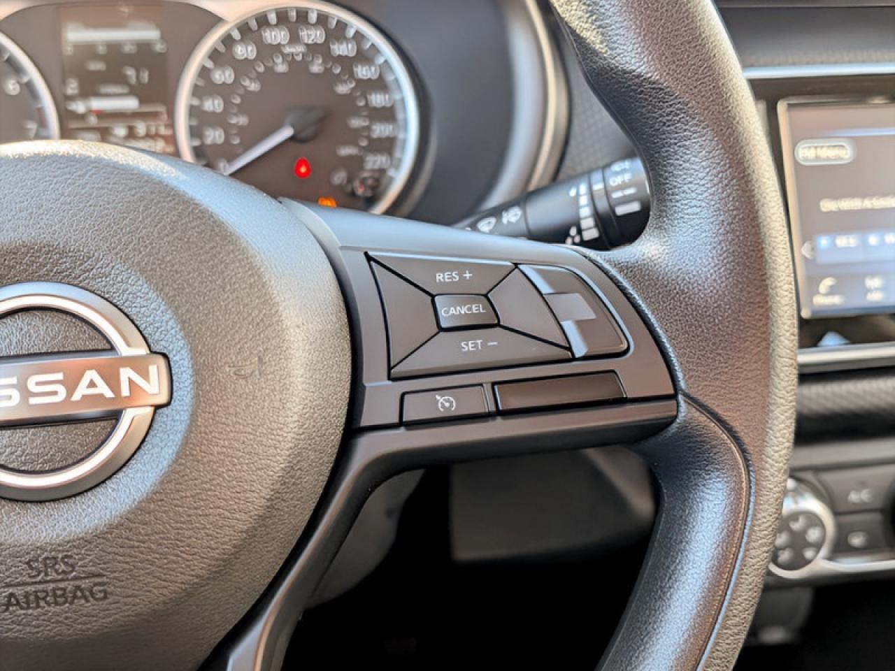 2024 Nissan Kicks S  **BLIND SPOT - APPLE CP** Photo