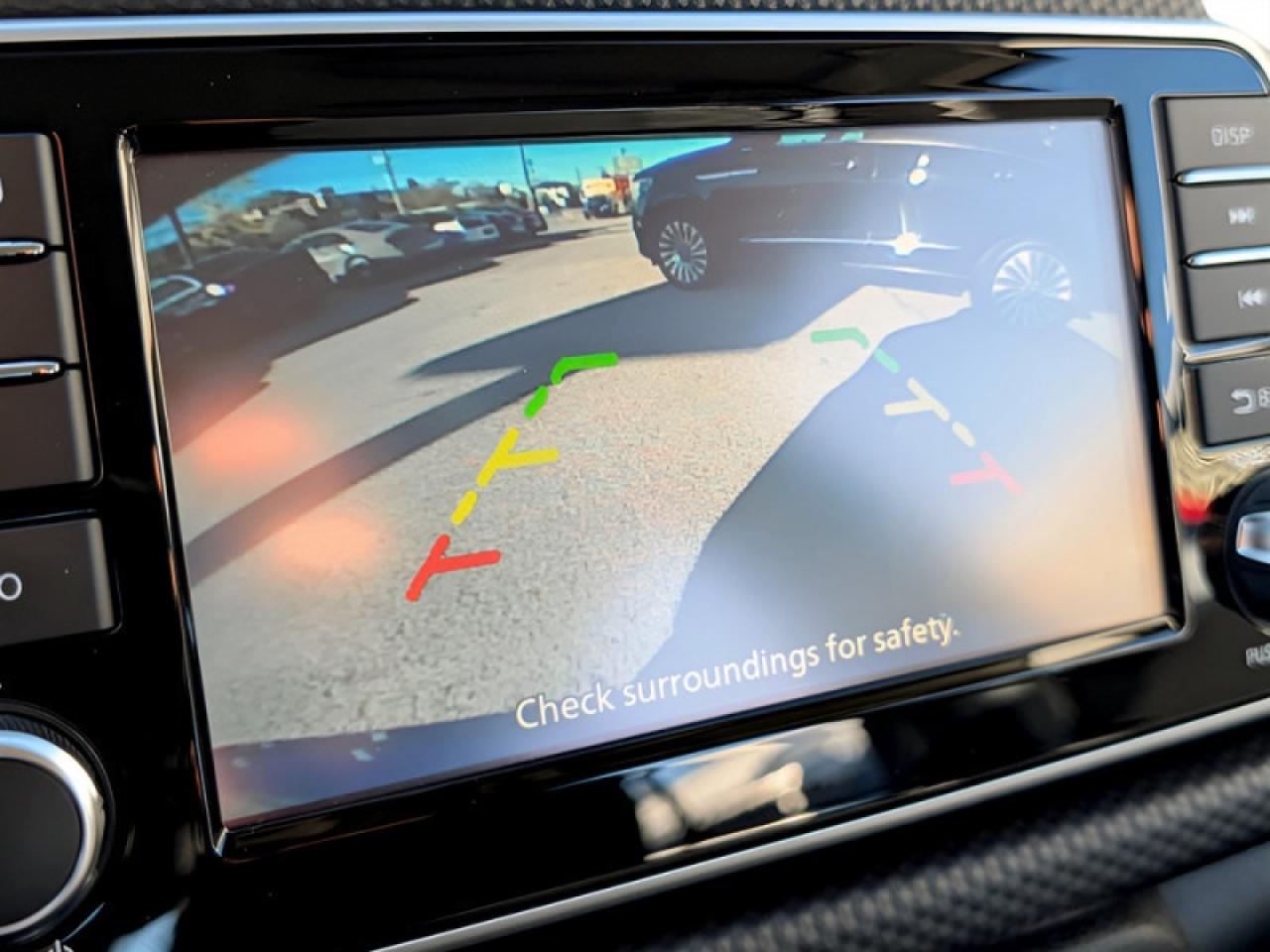 2024 Nissan Kicks S  **BLIND SPOT - APPLE CP** Photo