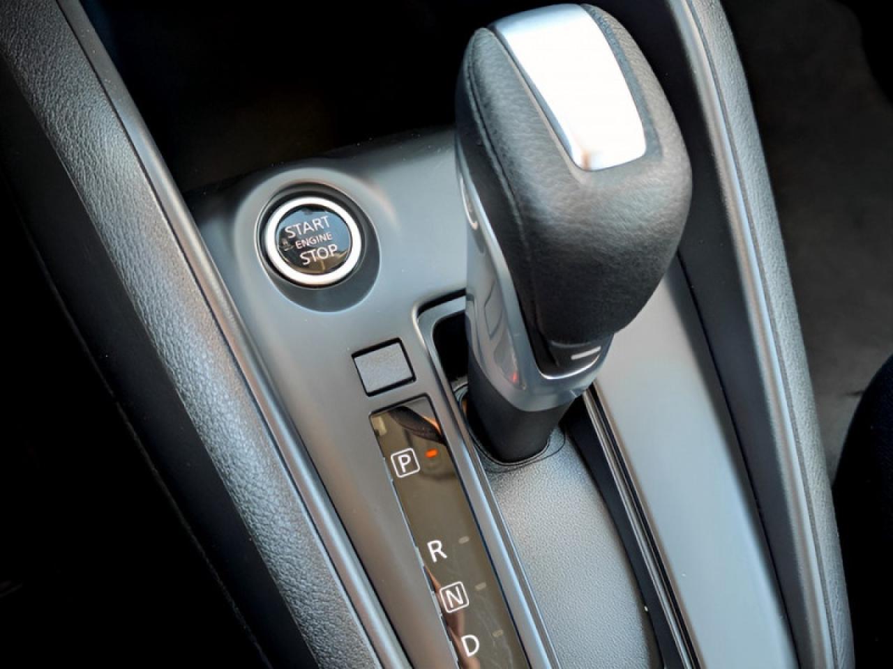 2024 Nissan Kicks S  **BLIND SPOT - APPLE CP** Photo