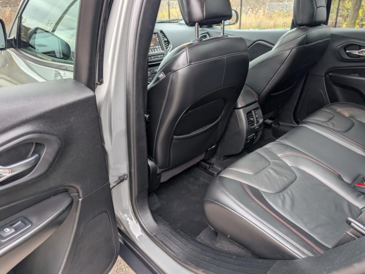 2019 Jeep Cherokee Trailhawk Elite  **TECH + SAFETYTEC GROUP** Photo