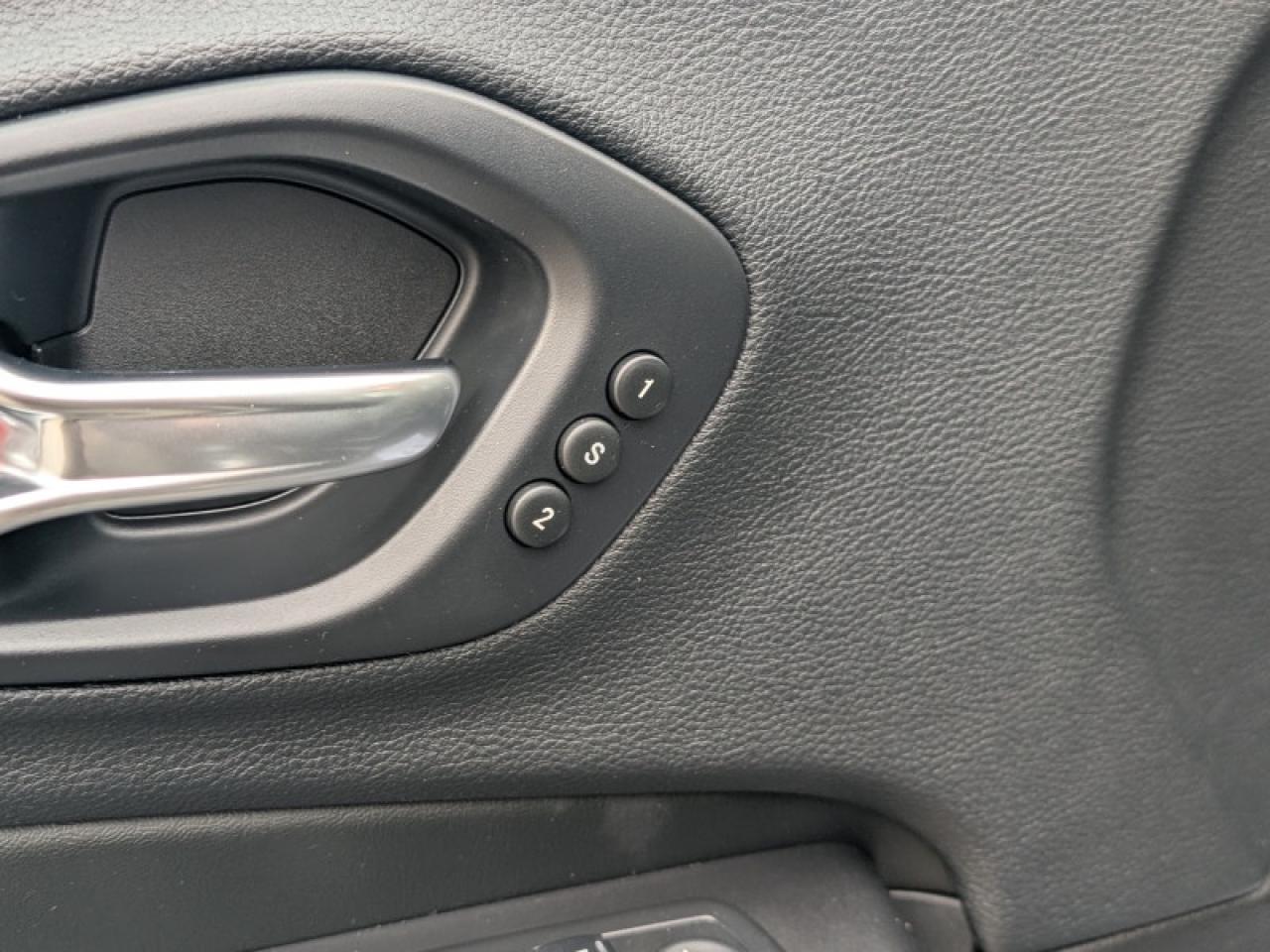 2019 Jeep Cherokee Trailhawk Elite  **TECH + SAFETYTEC GROUP** Photo