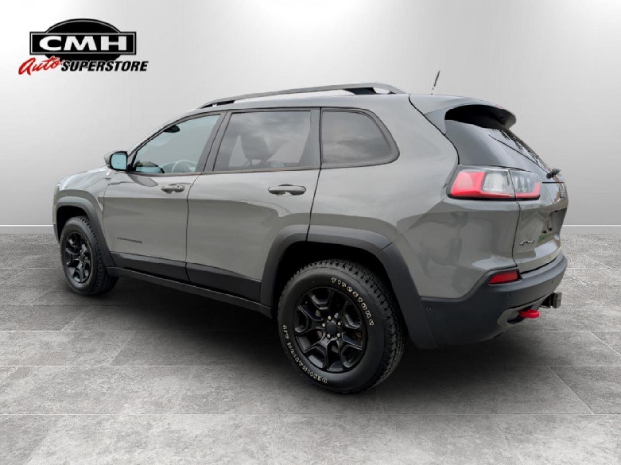 2019 Jeep Cherokee Trailhawk Elite  **TECH + SAFETYTEC GROUP** Photo2
