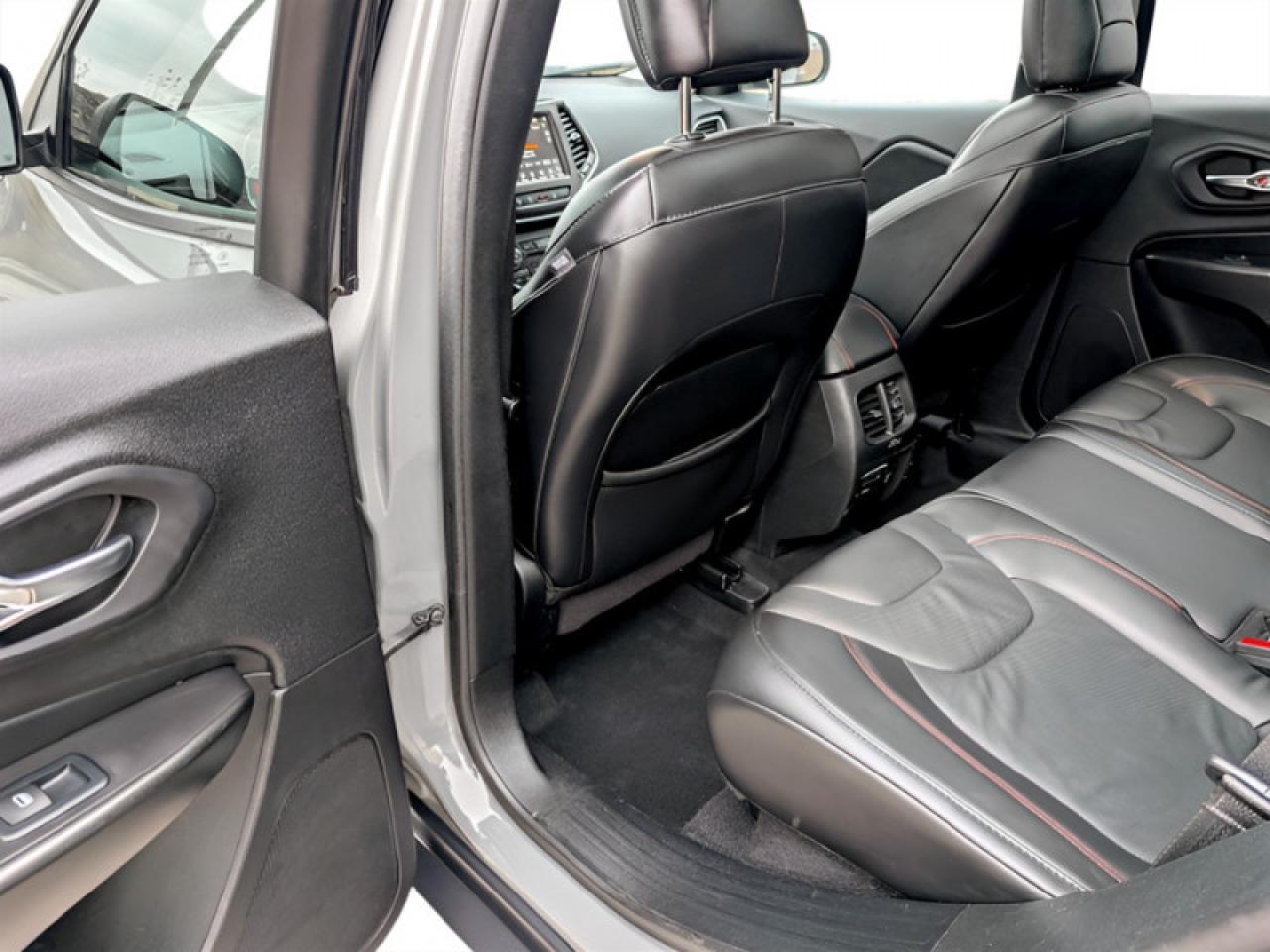 2019 Jeep Cherokee Trailhawk Elite  **TECH + SAFETYTEC GROUP** Photo