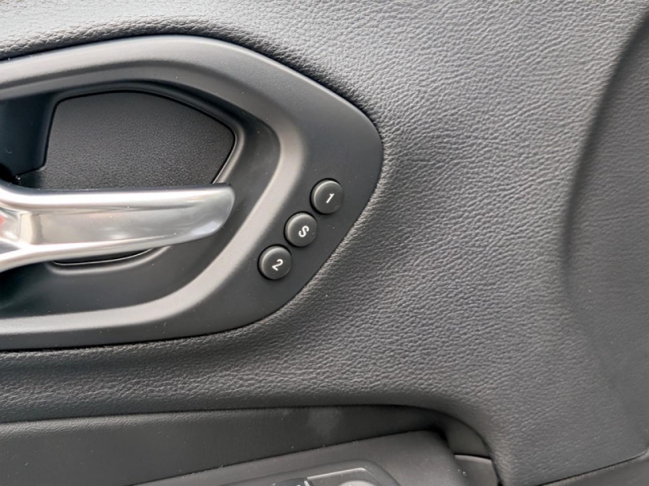 2019 Jeep Cherokee Trailhawk Elite  **TECH + SAFETYTEC GROUP** Photo