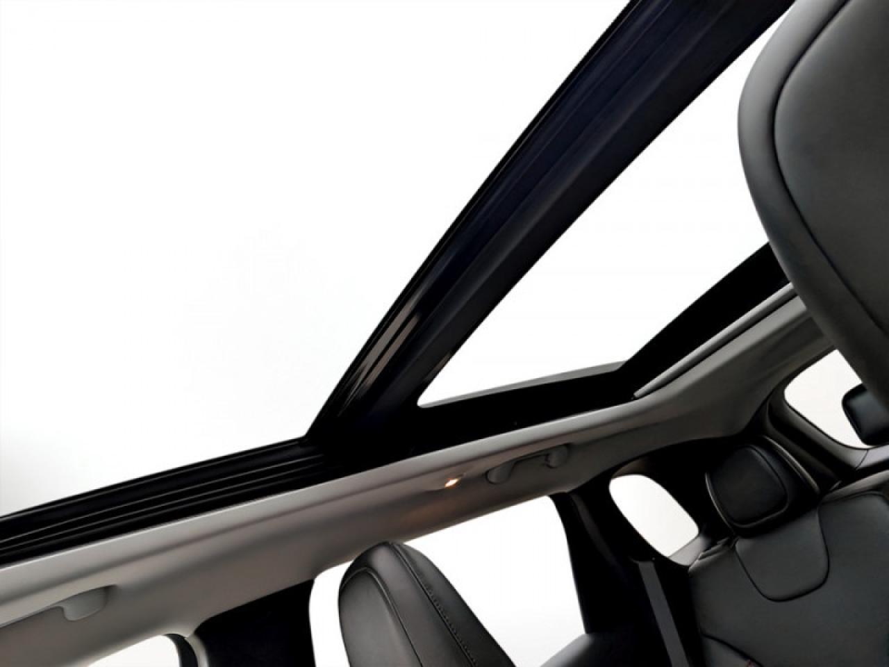 2019 Jeep Cherokee Trailhawk Elite  **TECH + SAFETYTEC GROUP** Photo