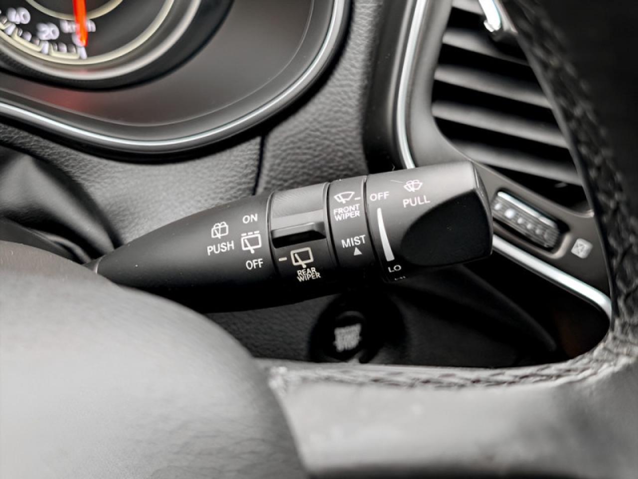 2019 Jeep Cherokee Trailhawk Elite  **TECH + SAFETYTEC GROUP** Photo